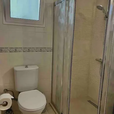 Schoene Mit Meerblick Gastria