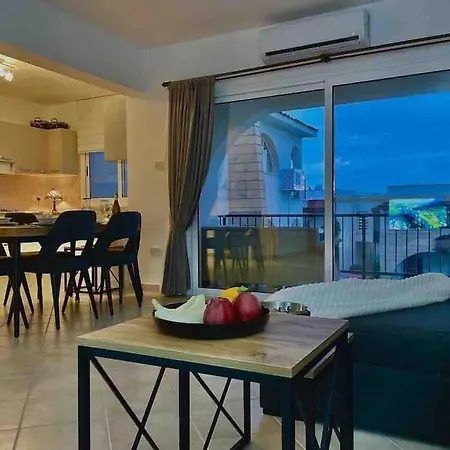 Schoene Mit Meerblick