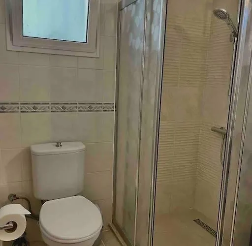 Schoene Mit Meerblick Gastria