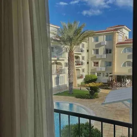 Schoene Mit Meerblick Apartman *