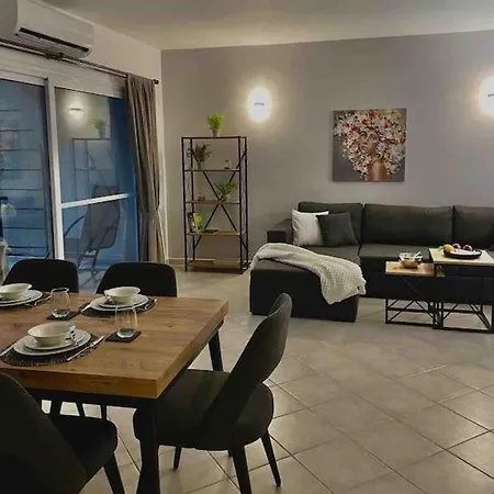 Schoene Mit Meerblick Apartament Gastria